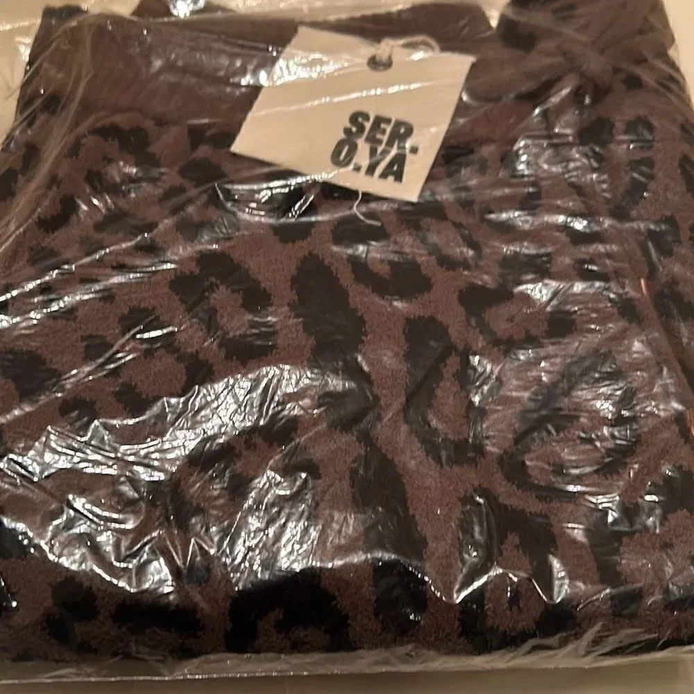 Ser.O.Ya Seroya Mens Womens Small Unisex Shorts Cheetah Jacquard Gunner NWT